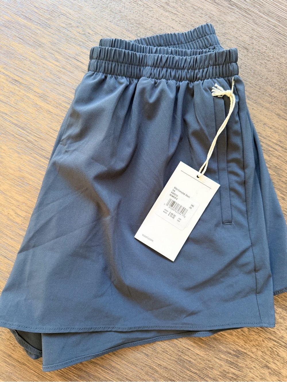 Vuori new release villa every day shorts in color ink - Picture 2 of 3